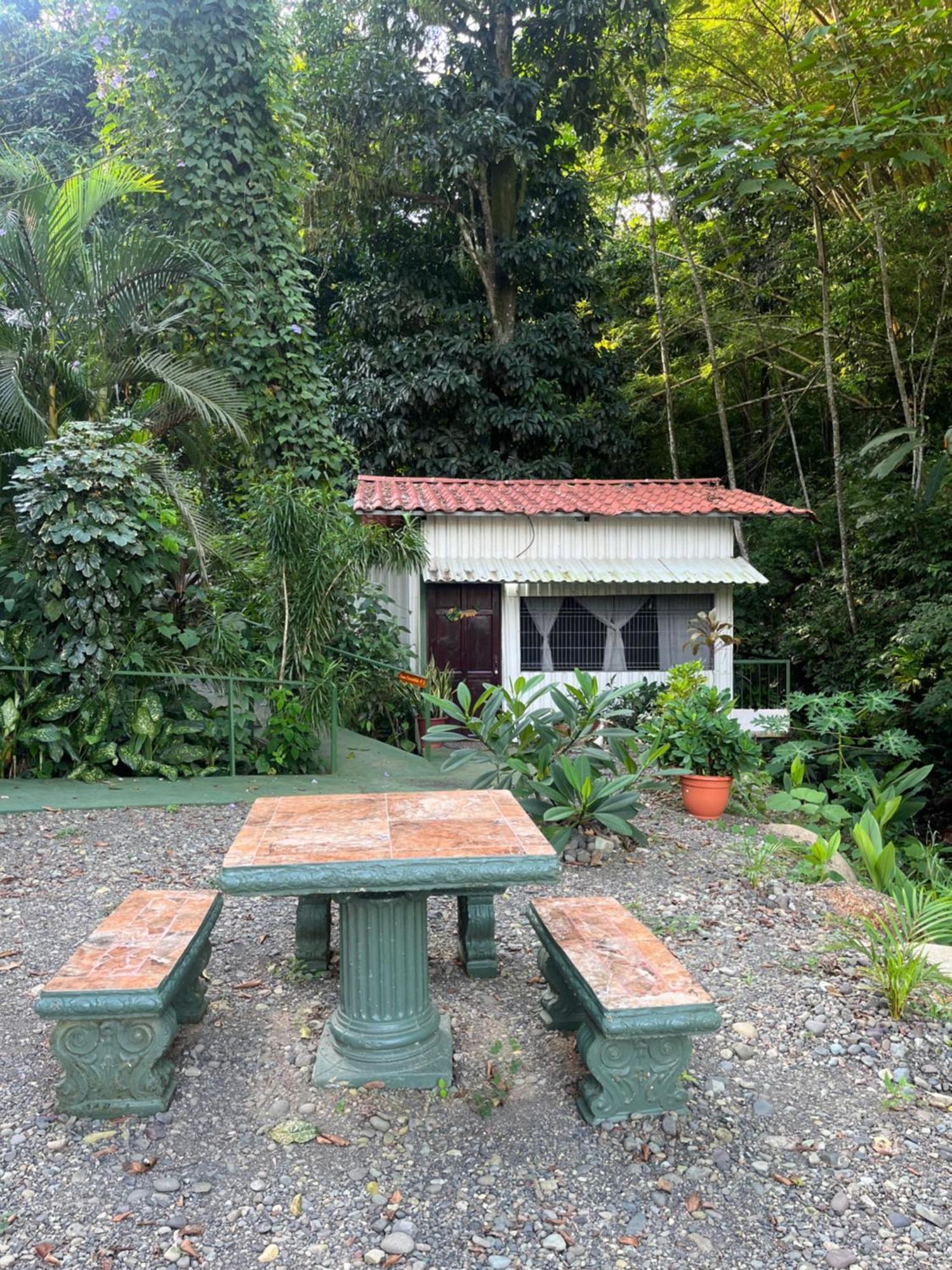 Casa Escondida Apartments Manuel Antonio Exteriör bild
